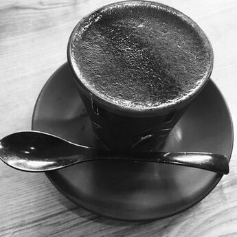 Instructies voor het gebruik van Black Latte charcoal latte