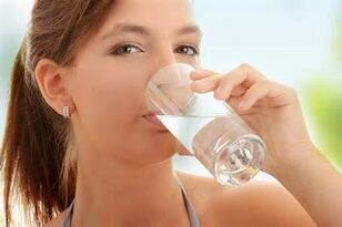 water drinken op een dieet voor luie mensen